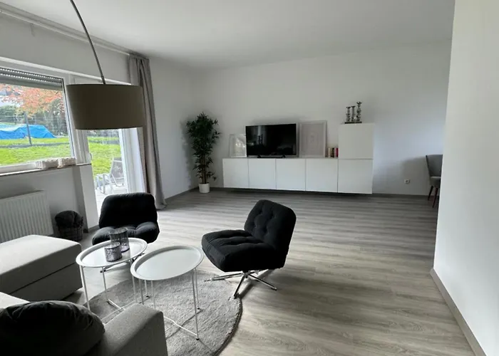 Taunus Paradies Nyaraló *